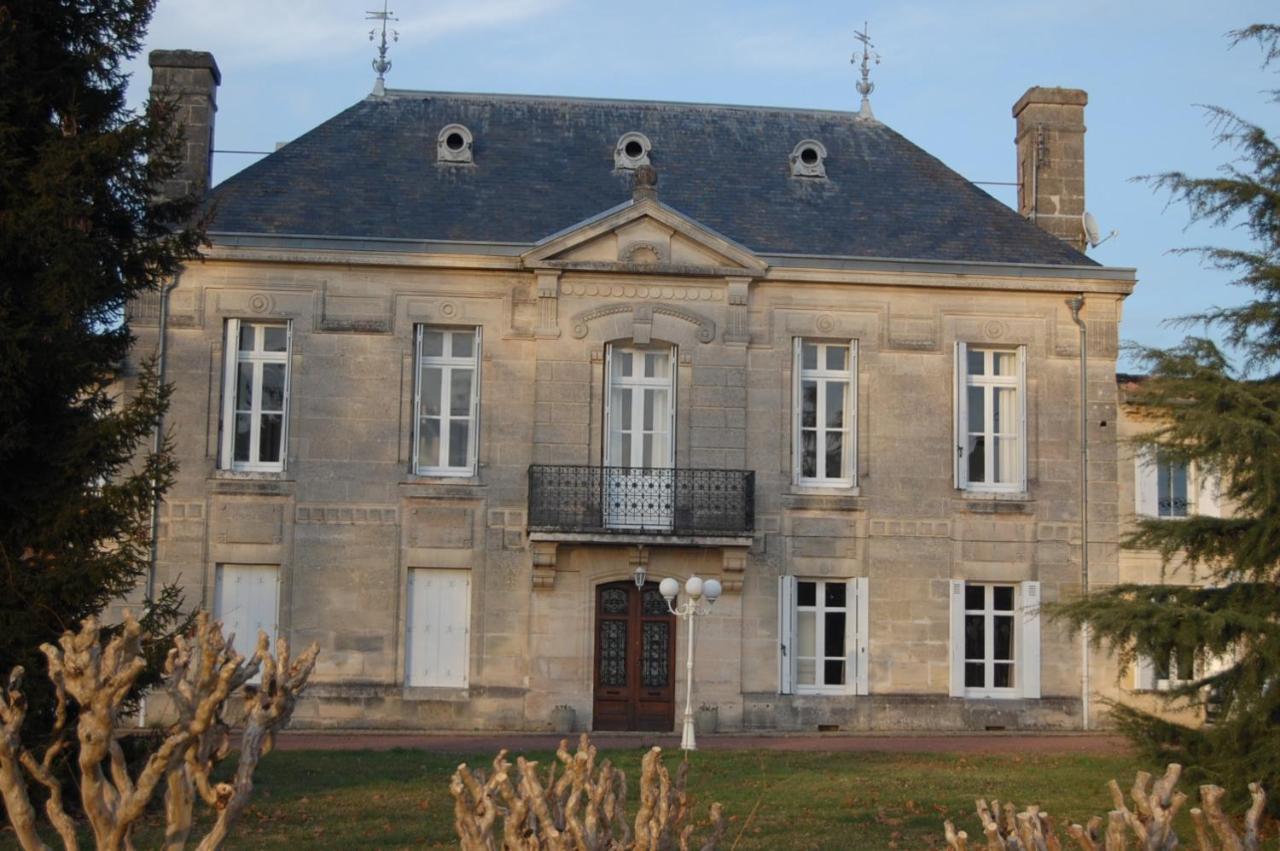 Chateau Begot Lansac  Εξωτερικό φωτογραφία