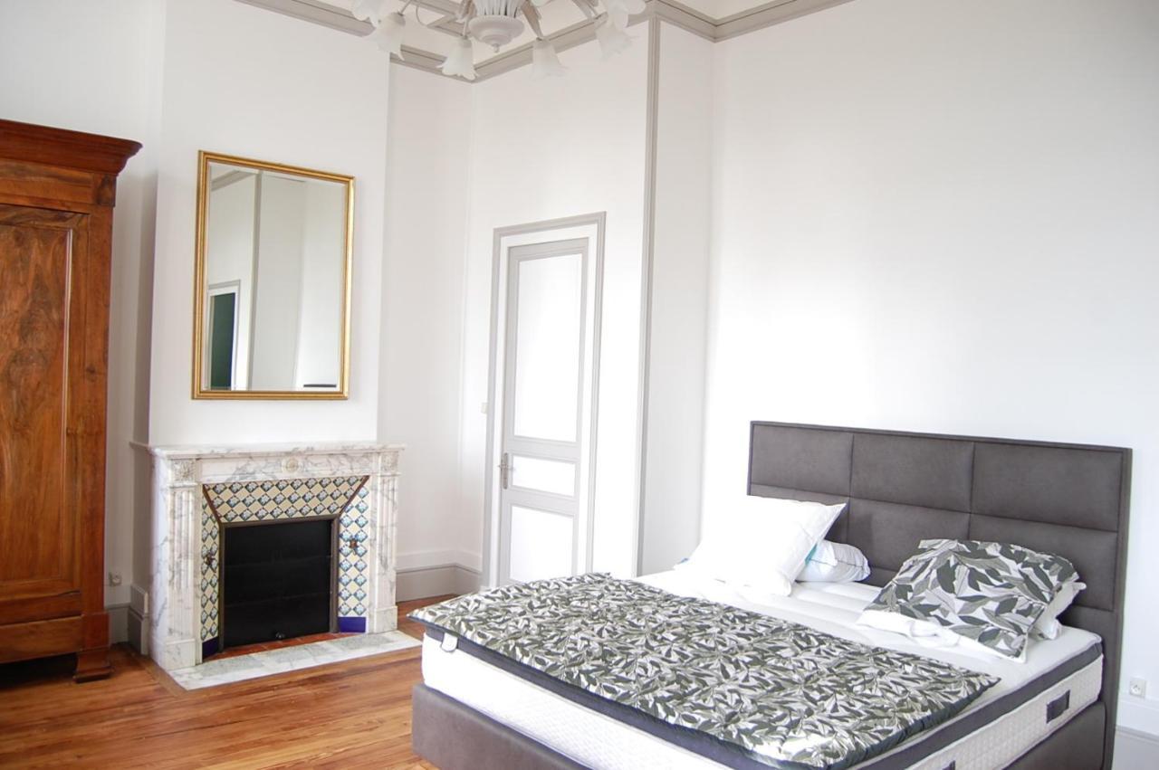 Chateau Begot Lansac  Εξωτερικό φωτογραφία